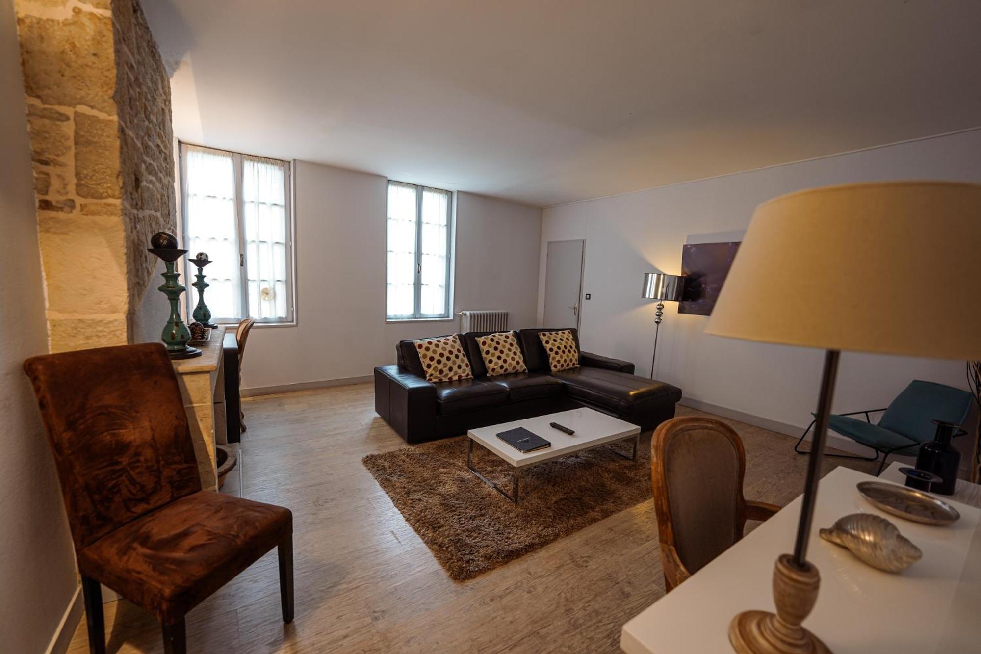 Logis Hostellerie De L'Abbaye Celles-sur-Belle エクステリア 写真