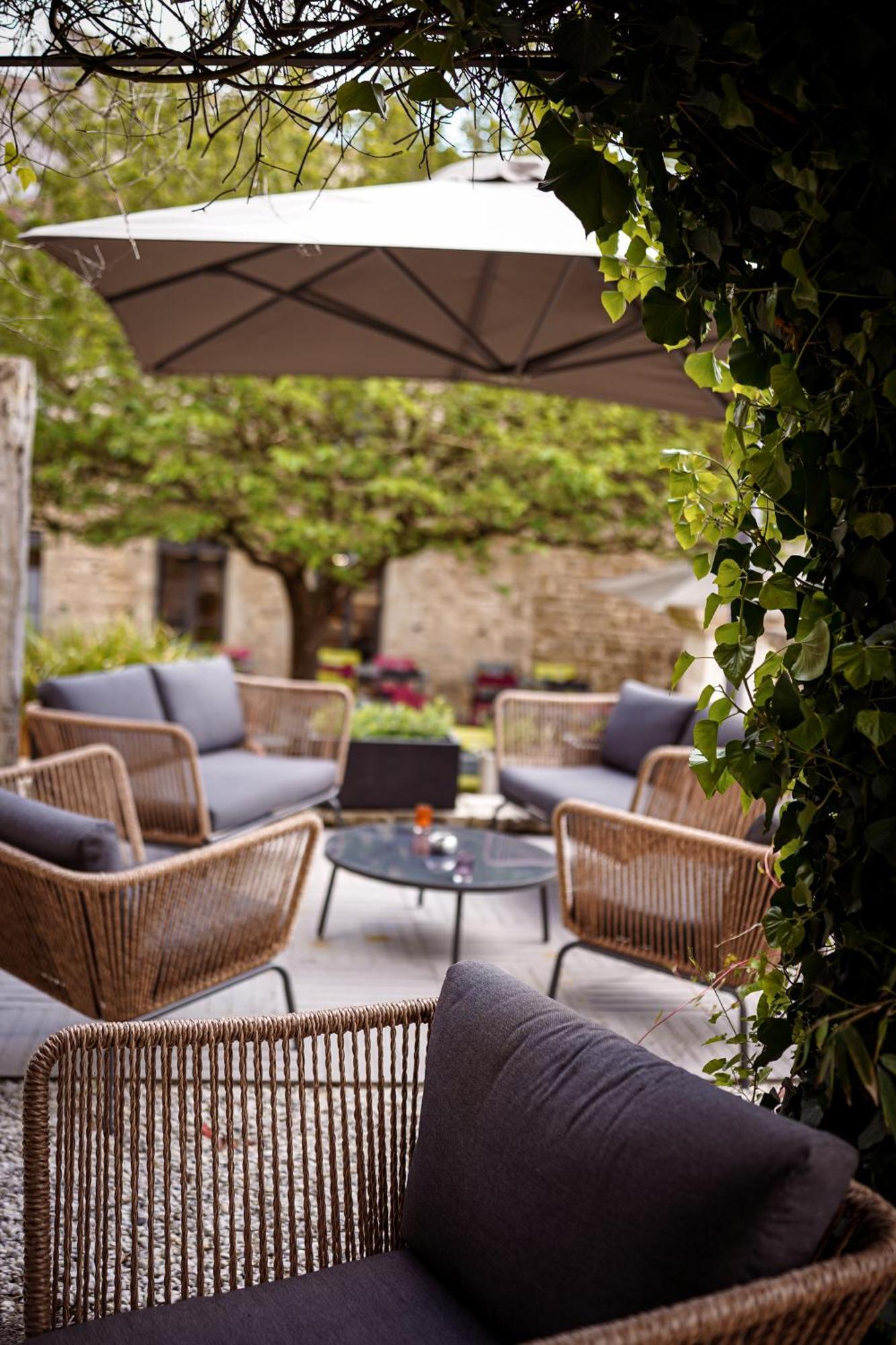 Logis Hostellerie De L'Abbaye Celles-sur-Belle エクステリア 写真