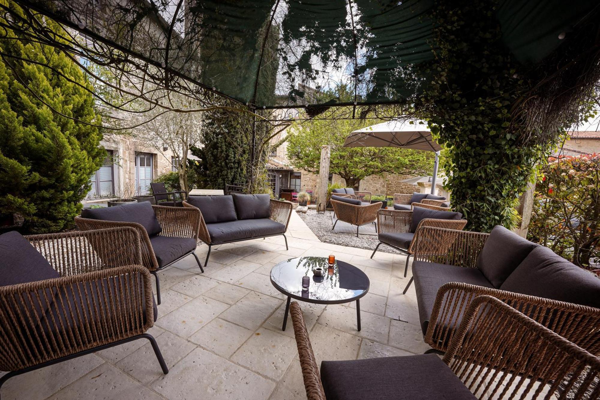 Logis Hostellerie De L'Abbaye Celles-sur-Belle エクステリア 写真