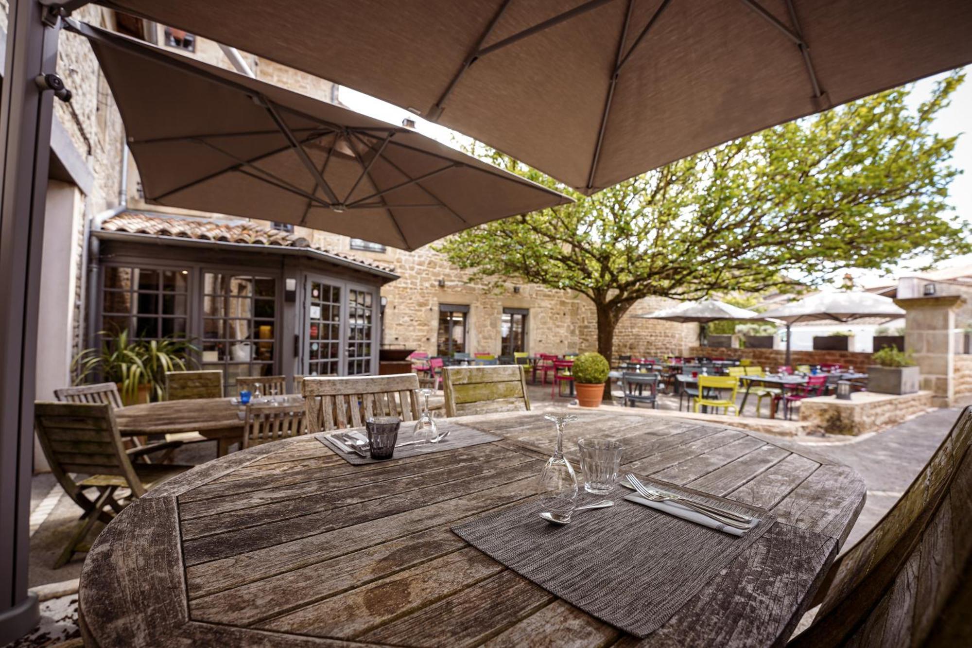 Logis Hostellerie De L'Abbaye Celles-sur-Belle エクステリア 写真