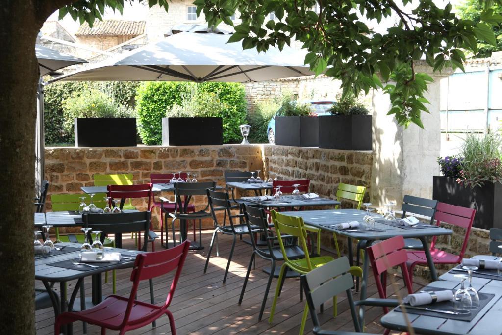 Logis Hostellerie De L'Abbaye Celles-sur-Belle エクステリア 写真